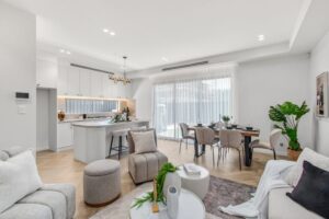 10 Raven Circuit Photo 1