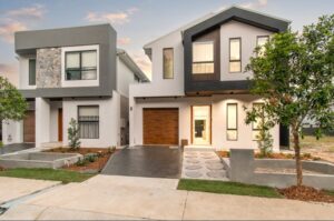 10 Raven Circuit Photo 2