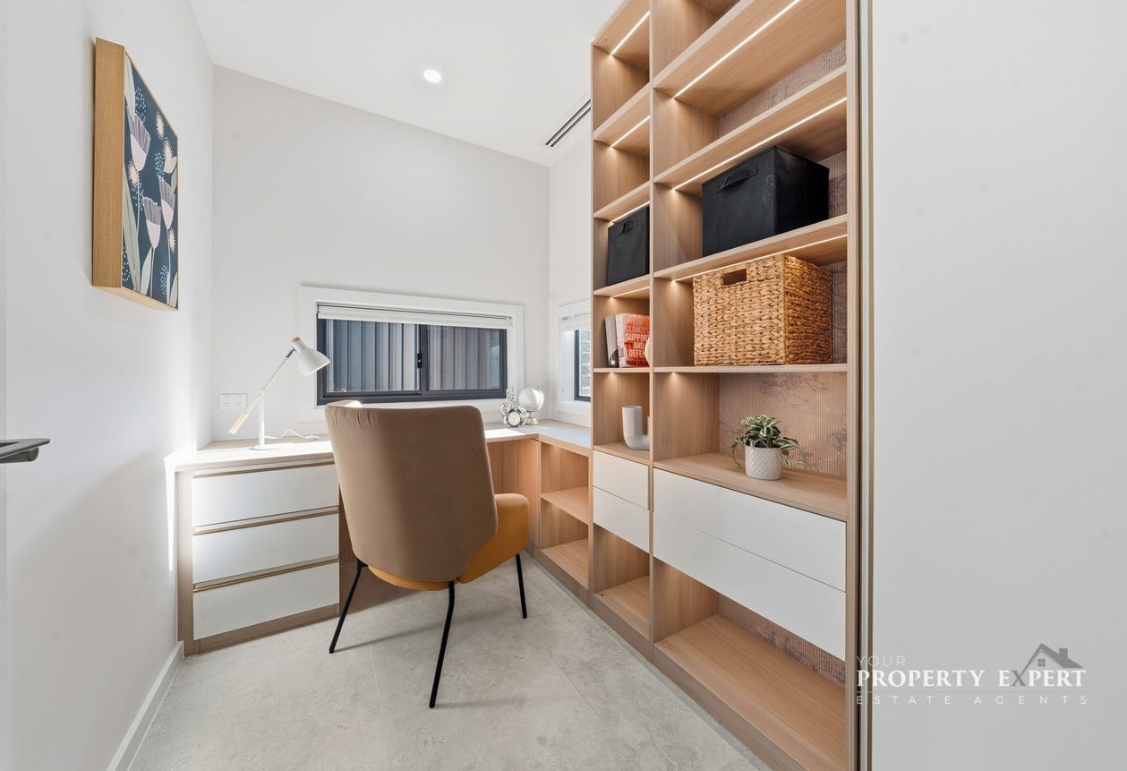 57 Dunlin Circuit, Marsden Park Photo 10