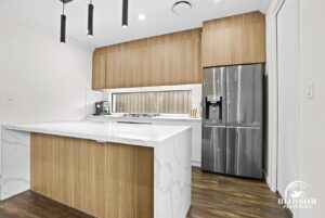 96 opah st melonba photo 4